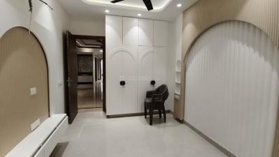 Bedroom Image of 2000 Sq.ft 4 BHK Builder Floor for sale in Vaishali Ghaziabad for Rs. 18500000
