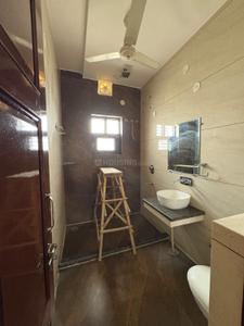 Bathroom Image of 3300 Sq.ft 3 BHK Independent House for rent in Sector 32 Karnal for Rs. 29000
