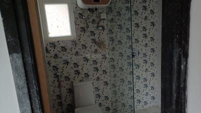 Bathroom Image of 500 Sq.ft 1 BHK Apartment / Flat for rent in Exotica East Square, Indirapuram Ghaziabad for Rs. 30000