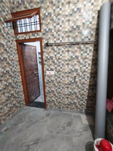 Bedroom Image of 1000 Sq.ft 2.5 BHK Independent House for rent in Kamta Lucknow for Rs. 14000