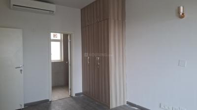 Bedroom Image of 2300 Sq.ft 3 BHK Builder Floor for rent in Ireo The Corridors, Sector 67 Gurgaon for Rs. 60000