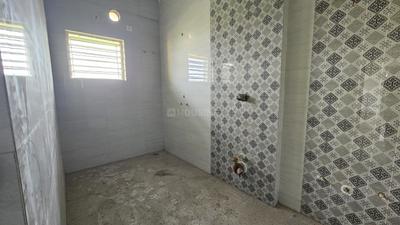 Bathroom Image of 550 Sq.ft 2 BHK Apartment / Flat for sale in Baguiati Kolkata for Rs. 2500000