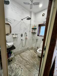 Bathroom Image of 1500 Sq.ft 3 BHK Apartment / Flat for sale in Jodhpur Park Kolkata for Rs. 15000000
