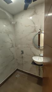 Bathroom Image of 950 Sq.ft 2 BHK Independent House for rent in Lajpat Nagar New Delhi for Rs. 60000