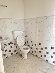 Bathroom Image of 725 Sq.ft 2 BHK Apartment / Flat for sale in Arun Sanjani, Chengalpattu Chennai for Rs. 3800000