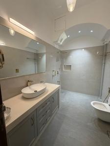 Image of 3500 Sq.ft 4 BHK Apartment / Flat for rent in Malabar Hill, Mumbai for Rs. 1200000