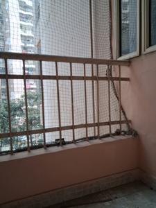 Living Room Image of 930 Sq.ft 2 BHK Apartment / Flat for sale in Supertech Cape Town, Sector 74 Noida for Rs. 8700000