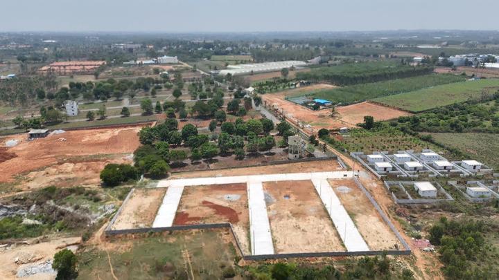 Hompalaghatta Main Image 1