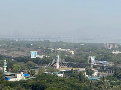 Balcony Image of 2025 Sq.ft 2.5 BHK Apartment / Flat for rent in Red Stone Infinity, Byculla Mumbai for Rs. 200000