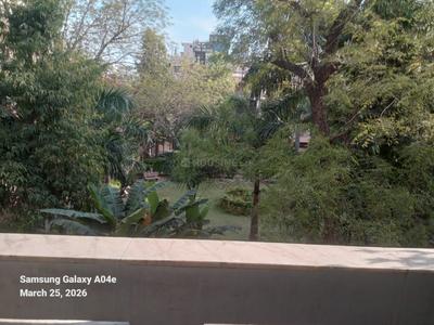 Balcony Image of 850 Sq.ft 2 BHK Builder Floor for rent in Janakpuri New Delhi for Rs. 23000
