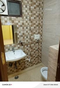 Image of 1035 Sq.ft 3 BHK Builder Floor for rent in Ramesh Nagar, New Delhi for Rs. 33000