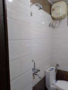 Bathroom Image of 700 Sq.ft 2 BHK Apartment / Flat for sale in Sector B Bhopal for Rs. 3000000