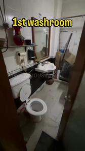 Bathroom Image of 1350 Sq.ft 3 BHK Independent House for sale in Patel Nagar New Delhi for Rs. 25100000