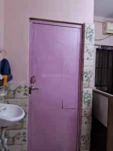 Bathroom Image of 2000 Sq.ft 4 BHK Independent House for sale in Patuli Kolkata for Rs. 7200000