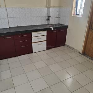 Kitchen Image of 1000 Sq.ft 2 BHK Apartment / Flat for rent in Bhimrad Surat for Rs. 18000
