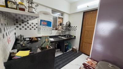 Kitchen Image of 850 Sq.ft 2 BHK Apartment / Flat for rent in Bhargav Bellina, Warje Pune for Rs. 30000