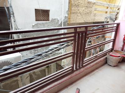 Balcony Image of 700 Sq.ft 2 BHK Independent House for rent in Dwarka Mor New Delhi for Rs. 11500