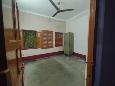 Bedroom Image of 2000 Sq.ft 2 BHK Builder Floor for rent in Dunlop Kolkata for Rs. 13000