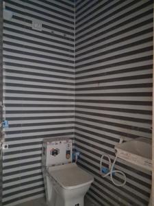 Common Bathroom Image of 650 Sq.ft 1 BHK Apartment / Flat for sale in Sector 74 Noida for Rs. 2300066