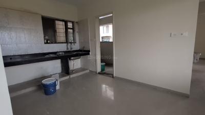 Kitchen Image of 750 Sq.ft 2 BHK Apartment / Flat for rent in Vista Luxuria, Hadapsar Pune for Rs. 21500