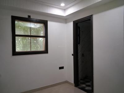 Bedroom Image of 2200 Sq.ft 4.5 BHK Apartment / Flat for sale in JMD Siddhi Vinayak by JMD Construction, Sector 73 Noida for Rs. 7600000