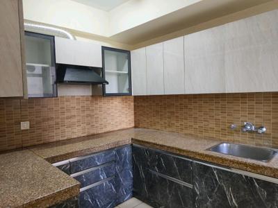 Kitchen Image of 1910 Sq.ft 3 BHK Apartment / Flat for rent in Orris Greenopolis, Sector 89 Gurgaon for Rs. 34000