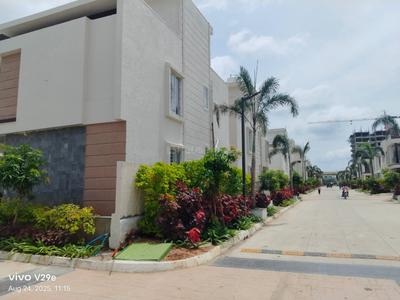 Image of 2000 Sq.ft 3 BHK Villa for sale in Bhanur, Sangareddy for Rs. 15000000