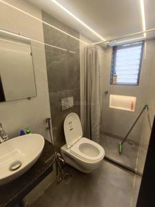 Bathroom Image of 900 Sq.ft 2 BHK Apartment / Flat for rent in Jyoti Sadan, Mahim Mumbai for Rs. 85000