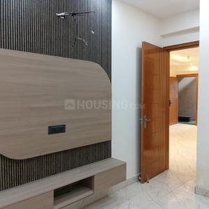 Bedroom Image of 1270 Sq.ft 3 BHK Builder Floor for sale in Emerald Crest 1, Sector 107 Noida for Rs. 7620000