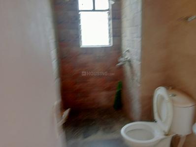 Bathroom Image of 1035 Sq.ft 2 BHK Apartment / Flat for rent in Belghoria Kolkata for Rs. 22000