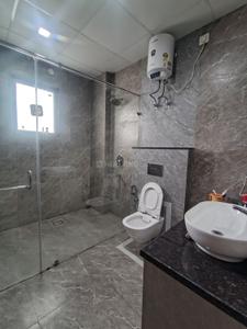 Image of 4500 Sq.ft 4 BHK Builder Floor for sale in Sector 10A, Gurgaon for Rs. 43000000
