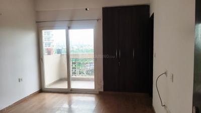 Bedroom Image of 1000 Sq.ft 2 BHK Apartment / Flat for rent in Supertech The Romano, Sector 118 Noida for Rs. 24000