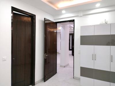 Bedroom Image of 2200 Sq.ft 4 BHK Apartment / Flat for sale in Apex Buildcon Nanda Devi CGHS, Sector 10 Dwarka New Delhi for Rs. 34000000