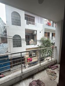 Balcony Image of 950 Sq.ft 3 BHK Builder Floor for rent in Nawada New Delhi for Rs. 17000