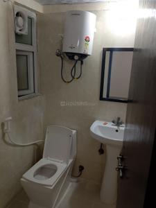 Bathroom Image of 800 Sq.ft 1 BHK Independent House for rent in Sector 19 Noida for Rs. 21000