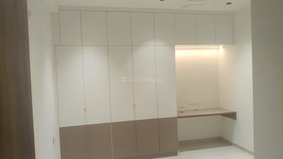 Bedroom Image of 1880 Sq.ft 3 BHK Apartment / Flat for rent in Sriram River View, Manchirevula Hyderabad for Rs. 67000
