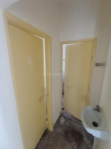 Bathroom Image of 850 Sq.ft 2 BHK Apartment / Flat for rent in Usmanpura Aurangabad for Rs. 16200