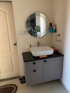Bathroom Image of 1250 Sq.ft 2 BHK Apartment / Flat for sale in Jagatpur Ahmedabad for Rs. 6500000