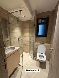 Bathroom Image of 1064 Sq.ft 3 BHK Apartment / Flat for rent in Rustomjee Seasons, Bandra East Mumbai for Rs. 240000
