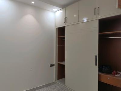 Bedroom Image of 850 Sq.ft 3 BHK Builder Floor for sale in Sector 23 Rohini New Delhi for Rs. 9300000