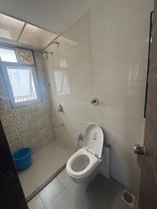 Bathroom Image of 1962 Sq.ft 3 BHK Apartment / Flat for sale in Kothrud Pune for Rs. 31500000