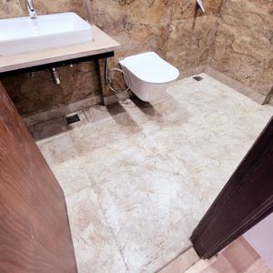 Bathroom Image of 1450 Sq.ft 3 BHK Apartment / Flat for sale in Apex D Rio, Indirapuram Ghaziabad for Rs. 31200000