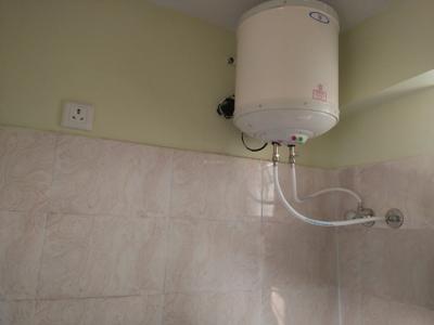 Bathroom Image of 450 Sq.ft 1 BHK Apartment / Flat for rent in Bommanahalli Bengaluru for Rs. 12800