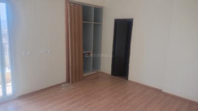 Bedroom Image of 1375 Sq.ft 3 BHK Apartment / Flat for sale in Amrapali Crystal Homes Phase 1, Sector 76 Noida for Rs. 17875000