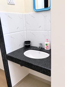 Image of 1050 Sq.ft 2 BHK Apartment / Flat for sale in Kharghar, Navi Mumbai for Rs. 16500000