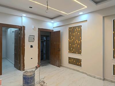 Living Room Image of 1550 Sq.ft 3 BHK Apartment / Flat for sale in Lal Kuan Ghaziabad for Rs. 6865000
