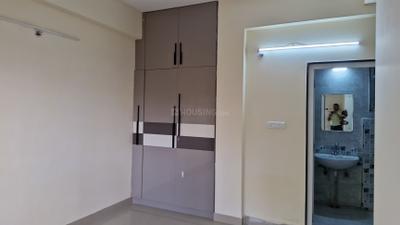 Bedroom Image of 1300 Sq.ft 2 BHK Apartment / Flat for rent in Bharat Vihar New Delhi for Rs. 42000