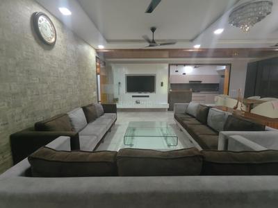 Bedroom Image of 4400 Sq.ft 4 BHK Apartment / Flat for sale in Shivalik Legacy, Bodakdev Ahmedabad for Rs. 60000000