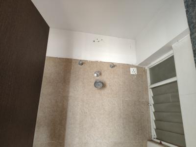 Bathroom Image of 650 Sq.ft 1 BHK Apartment / Flat for rent in Mantra Essence, Undri Pune for Rs. 14500