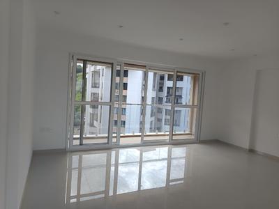 Hall Image of 2000 Sq.ft 4 BHK Apartment / Flat for sale in Mohar Luxe Towers, Gokhalenagar Pune for Rs. 50000000